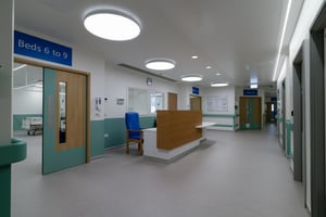 NEWHAM UNI HOSPITAL